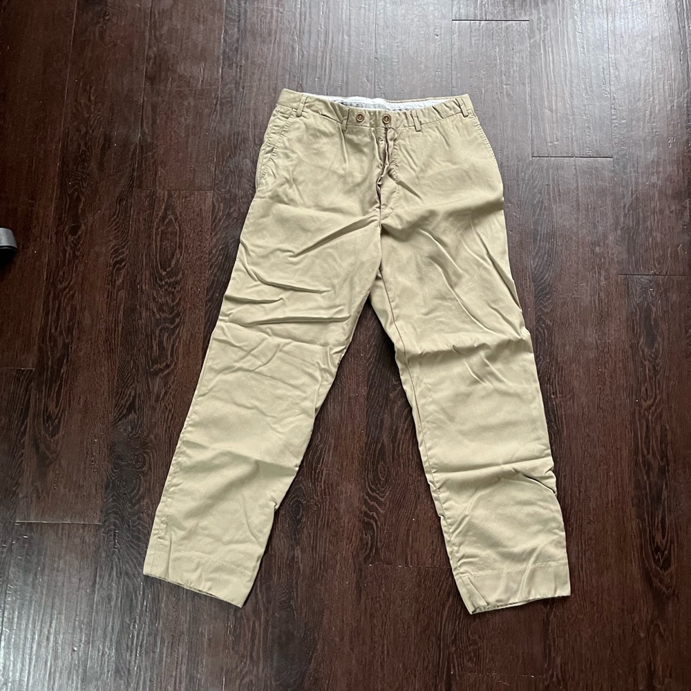 Smooth khakis